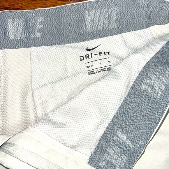 Nike Pants - Picture 5 of 8
